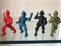 Lot of 4 1960's 70's Space Figures & Spaceship