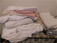 Assorted linens: light weight summer blanket