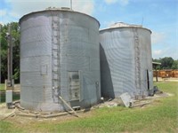 2 Grain Bins "Bidding on one can take 2"