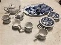 Miniature tea set items