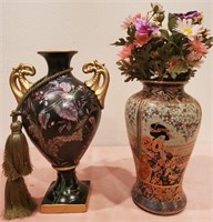 193 - LOT OF 2 BEAUTIFUL ASIAN VASES & FLOWERS