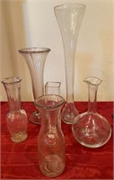 193 - ASSORTMENT OF 6 GLASS BUD VASES