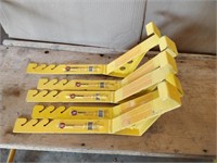 5 Yellow Roofing Brackets (IS)