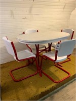 Formica Top Oval Table with 4 Metal Chairs