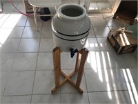 WATERCOOLER WITH STAND