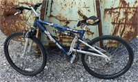 Mongoose GSX 9.0 Mountain Bike
