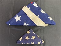 Vintage 50 star & VF 5’x9’ American flags.