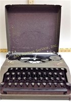 1938 Hermes Featherweight Portable Typewriter with