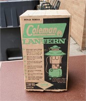 Green Coleman Lantern In Box 228f195