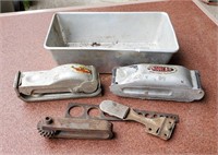 Sanding Tools & More In A Baking Pan