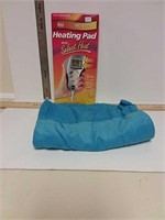 Cara moist/dry heating pad and cover