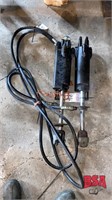 2 – hydraulic cylinders 1 w/ hoses