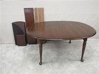 3 PC. CHERRY DINING ROOM FURNITURE: