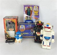 Selection of Vintage Toy Robots & Case