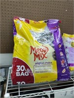 30b bag Meow Mix Cat Food