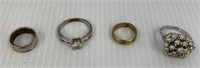 Assorted costume jewelry rings
Sizes 3-7
