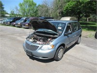 03 Chrysler Voyager  Subn BL 6 cyl  Started with
