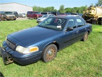 04 Ford Crown Victoria  4DSD BL 8 cyl  Started on
