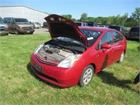 07 Toyota Prius  4DSD RD 4 cyl  HYBRID; Started