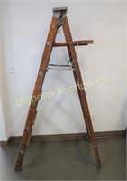 Wooden 6ft Ladder