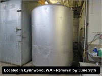 APPROX 50-BARREL INSULATED STEEL HOLDING TANK