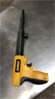 Dewalt P2201 fastening tool