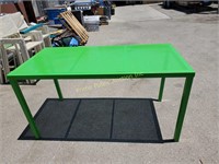 Patio World $199 Retail Patio Table As Is