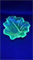 "Glowing" candy dish -see details