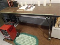 Folding table rolling