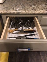 Drawer w/Assorted Silver Ware & Steak Knives