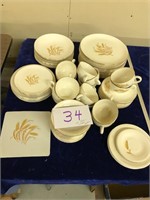 Set of Golden Wheat  DIshes