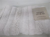 "As Is" Textured Cotton Rug, White 21in x 34in