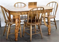 ANTIQUE OAK DINING TABLE & CHAIRS
