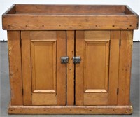 EARLY AMERICAN PINE DRY SINK
