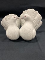 Lladro "Couple of Doves"