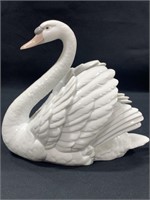 Lladro "Swan with Wings Spread"