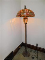 FLOOR LAMP; 3 BULB LIGHT UP CENTER; H:67"; SHADE
