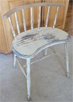 Shabby Chic Kidney Chair Makeup