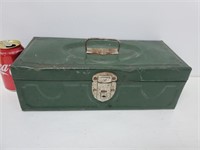 Vieille boîte - vintage metal cash box