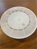 VINTAGE WHITE GLASS CAKE STAND