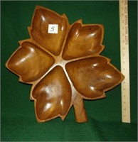 wooden leaf tray