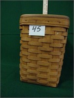 1995 Longaberger basket