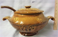 Calif. pottery tureen