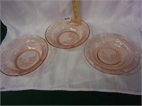 3 pink dep. bowls (rose decor)