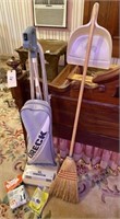 Vacuum Cleaner, Oreck XL, Broom