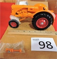 1/16 Collector Minneapolis Moline Tractor