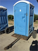 POLY PORTABLES Solo Restroom Trailer