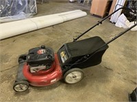 21" PUSH MOWER WITH BAGGER - STARTS FIRST PULL