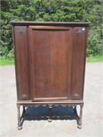 LOVELY VINTAGE 2 DOOR CABINET 41X15X66 INCHES