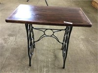 WOOD TABLE WITH IRON LEGS